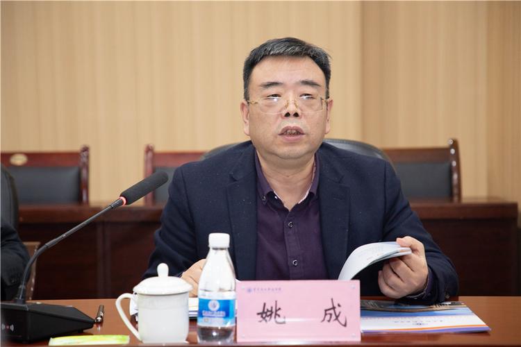 我校与重庆市瑞欣名车技术服务签订战略合作协议